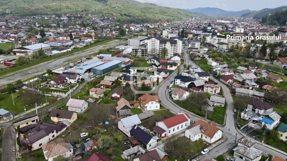 Casă în Gura Humorului, Ariniș | Refugiu în Stațiune Turistică - Poză 3