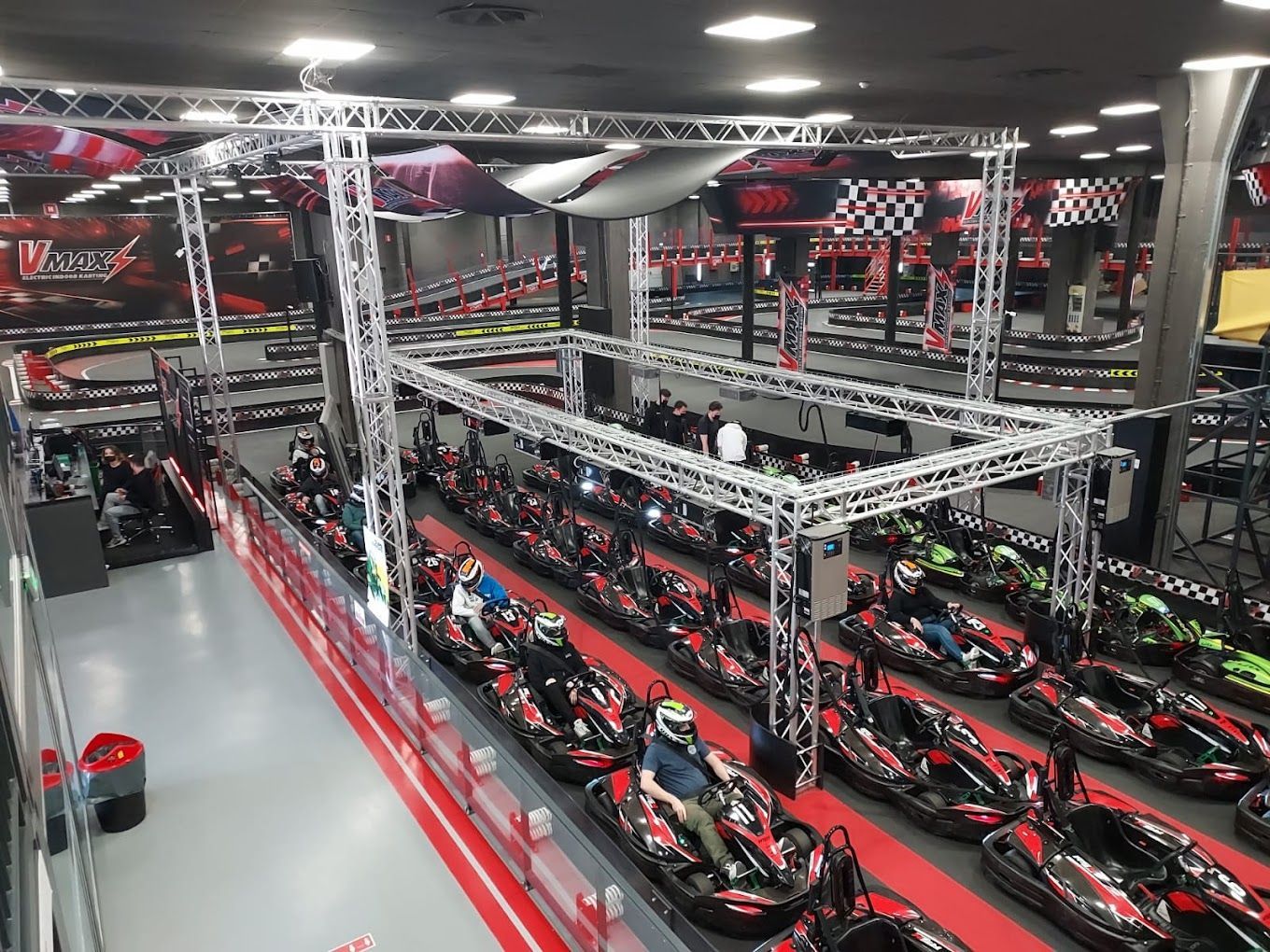 Hală industrială 5.000 mp de vânzare, Titan, H 11,6 m, randament 8% - Poză 3
