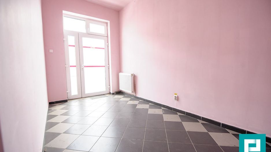 Spațiu comercial Arad, strada Dorobanților 254 mp. - Poză 10