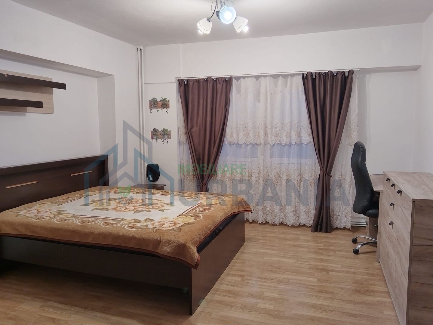 Apartament 1 cameră de închiriat în Nicolina, zona Podu Roș - Poză 1