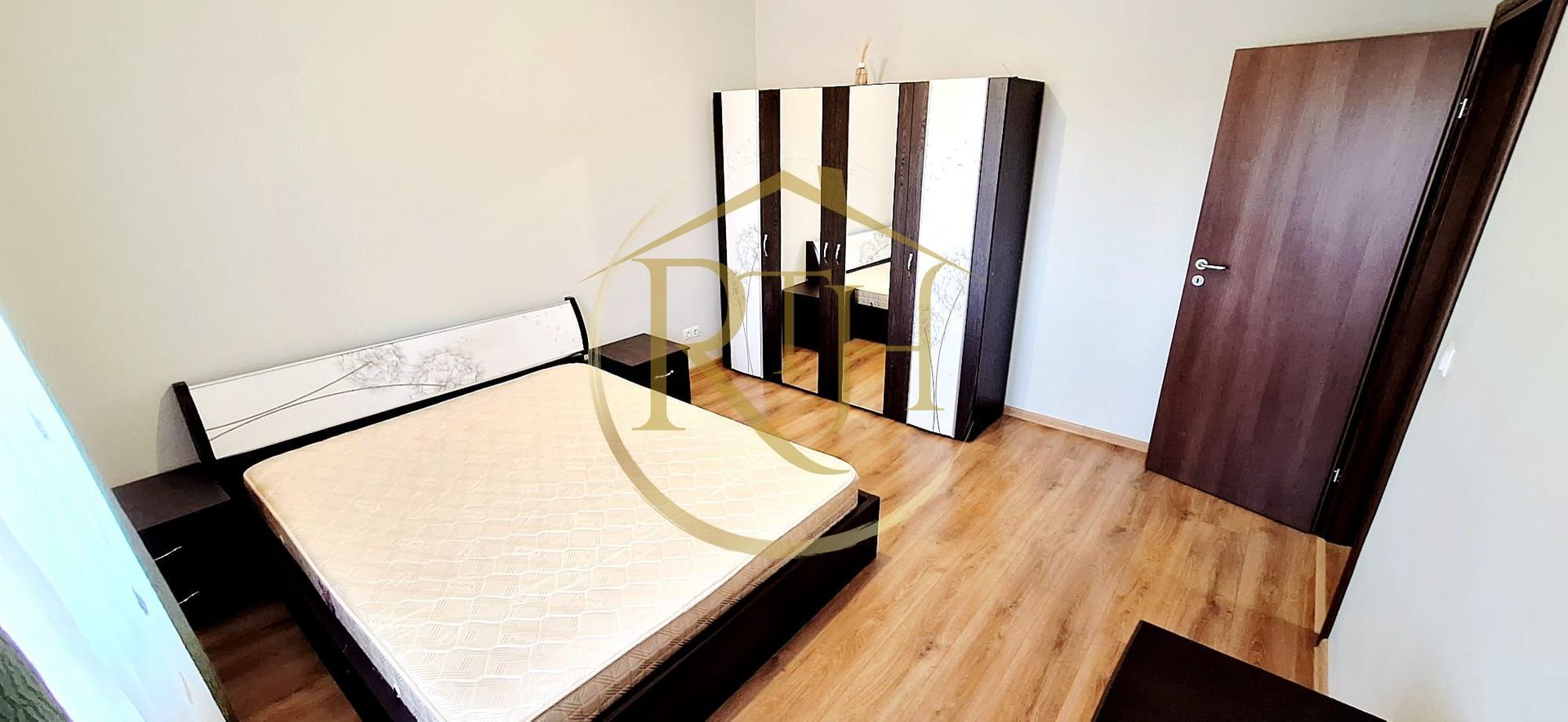 Oferim spre inchiriere, Casa-Duplex cu 4 camere in Dumbravita aproape de Lidl - Poză 13