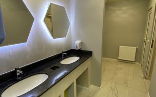 Spațiu de birouri de 300mp de închiriat în zona Centrala - Poză 10