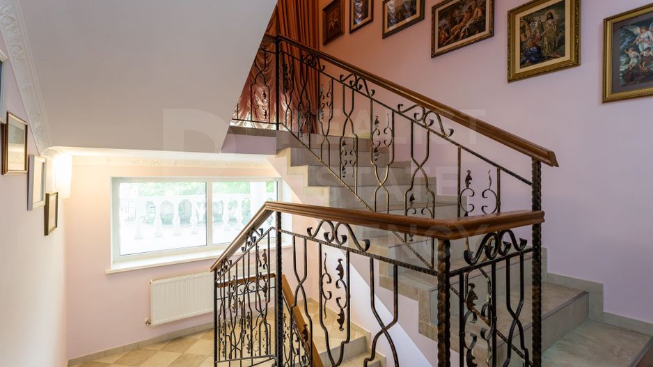 Casă în 4 nivele, amplasat pe strada Chicago, Stăuceni. - Poză 23