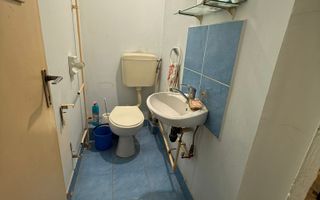 vând apartament 3 camere s - Poză 2