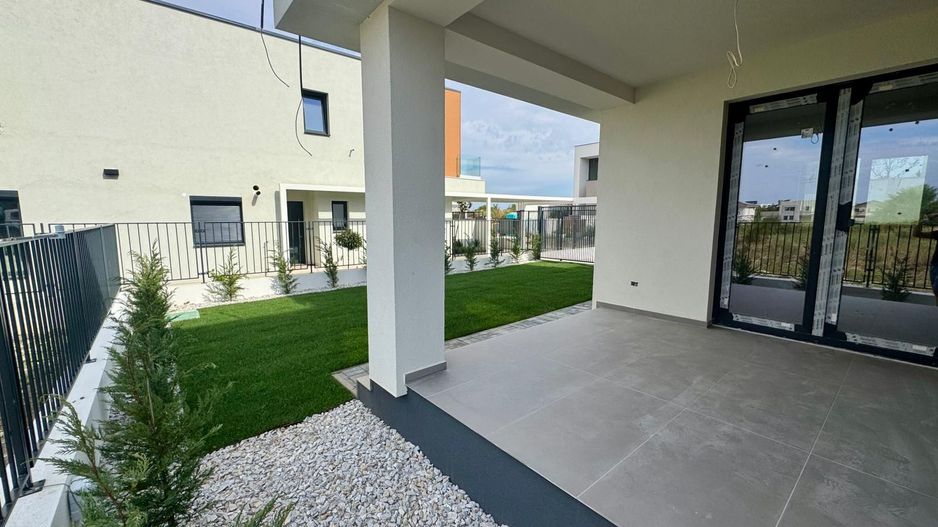 Calitate si spatiu generos! Duplex cu 5 camere - Poză 23