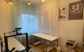 Apartament ultracentral, str. Roman Ciorogariu Oradea - Poză 9