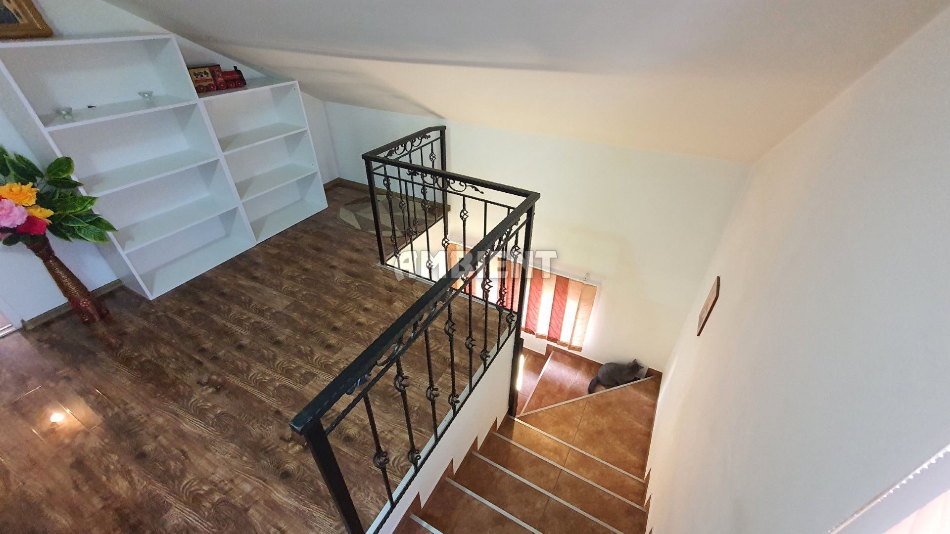 CASĂ INDIVIDUALĂ P+M, teren 317 mp, zona M. GRECILOR; - Poză 5