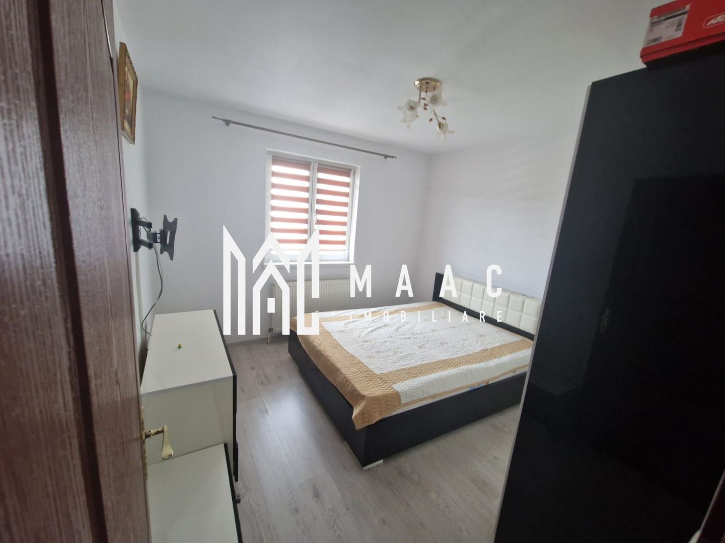 Apartament 3 camere I etaj 2/4 I Cisnadie - Poză 9