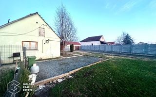 Teren 530 mp cu utilitati, constructie 3 camere cu centrala proprie,zona Poltura - Poză 4