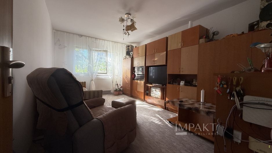 Apartament cu 2 camere decomandat in cartierul Intre Lacuri - Poză 4