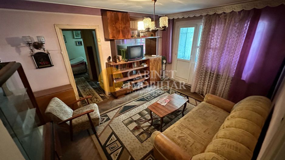 Apartament cu 3 camere - Etaj Intermediar - Bloc Fara Risc - Podu Ros - Poză 1