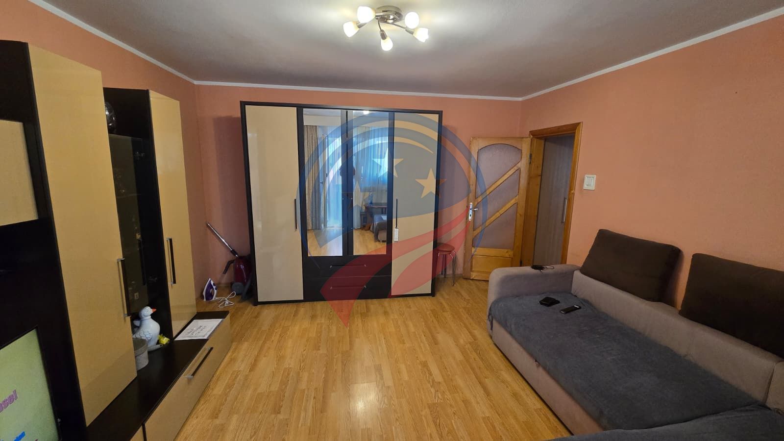 Apartament doua camere, etaj 2 - Poză 2
