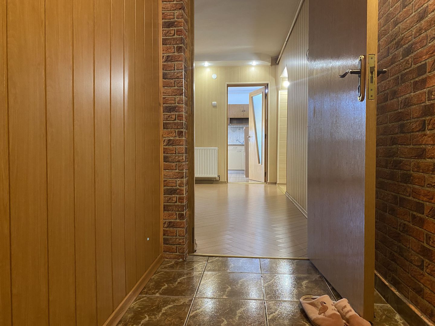 Vanzare apartament cu 4 camere luminos, vedere deschisă-Targoviste-M5 - Poză 13