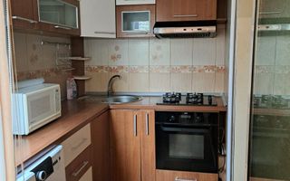 Apartament 3 camere de inchiriat, zona Mircea cel Batran, etaj 1 din 4 - Poză 3