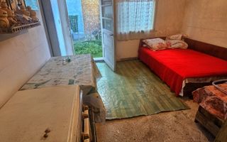 Exclusivitate! Casă cu teren generos în Sat Olteni, Com.Teișani - Poză 21