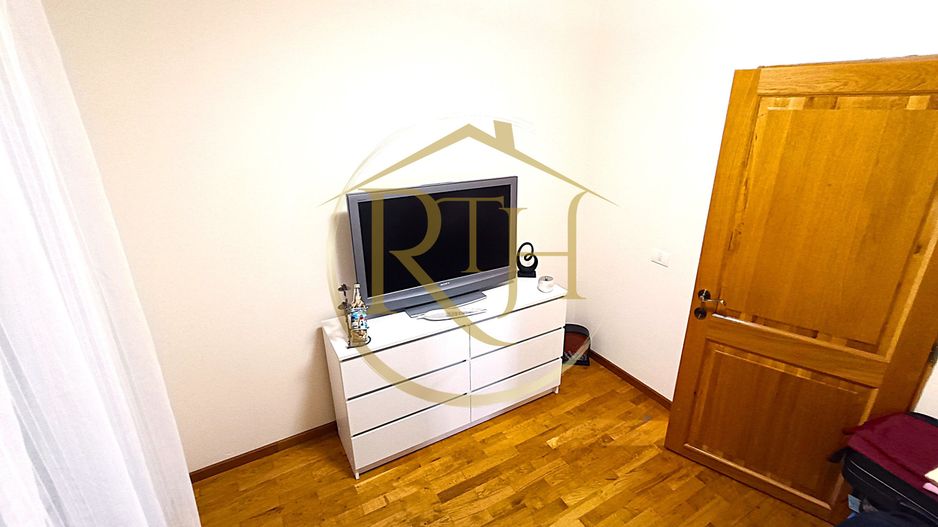 Vand vila  5 camere construita cu materiale premium in Giroc, pret 185000 euro - Poză 10