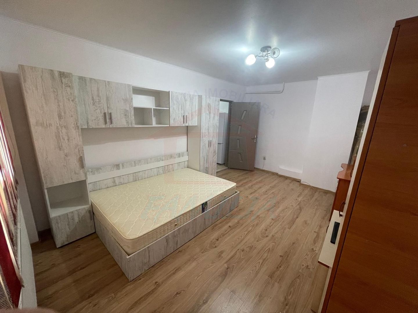 Apartament cu 1 cameră de închiriat – Micro 20 | 37 mp - Poză 1