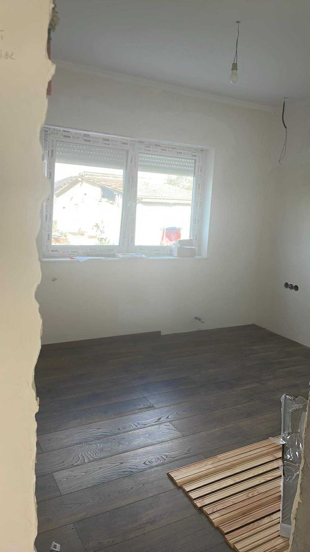 Casă de vânzare ,preț 110.000euro - Poză 6