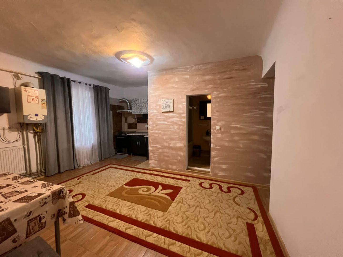 De vanzare – Apartament la casa, etaj 1, complet mobilat si utilat - Poză 6