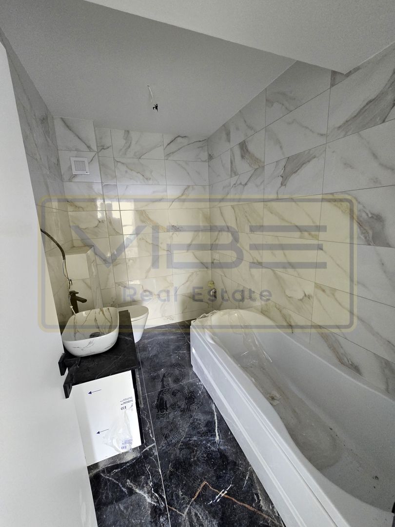 Copou- 3 camere 2 bai- decomandat- modern- parcare acoperita - Poză 13