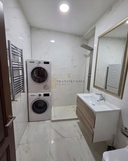Apartament 2 camere, finisat modern, zona Centrala - Poză 8