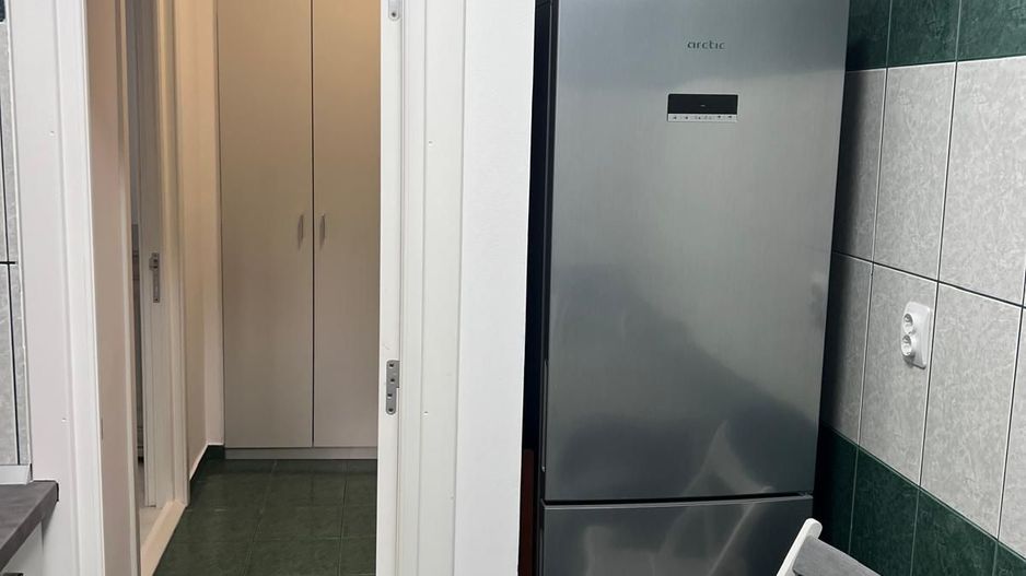 De inchiriat apartament 2 camere – Delfinariu, Constanța - termen lung - Poză 10