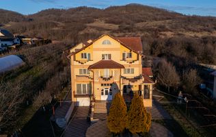 Vila superba | Teren 2300mp | Dealul cu tei | Aninoasa | Doicesti