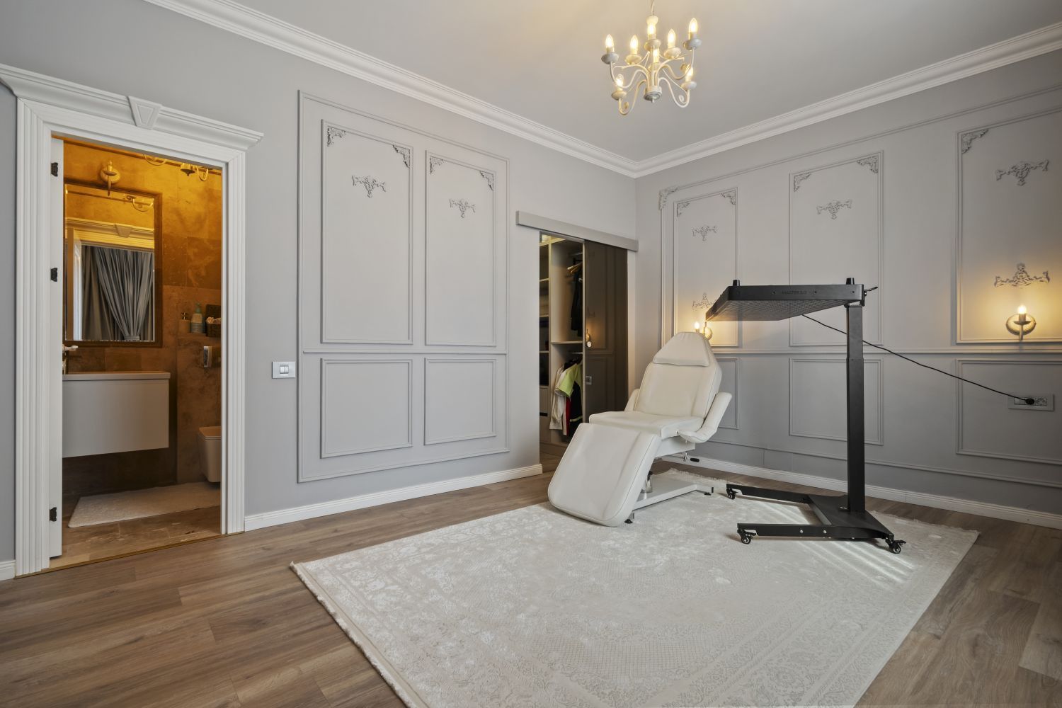 CASA COMPLET RENOVATA || 2 CAMERE|| 2 BAI || CENTRALA PROPRIE - Poză 13