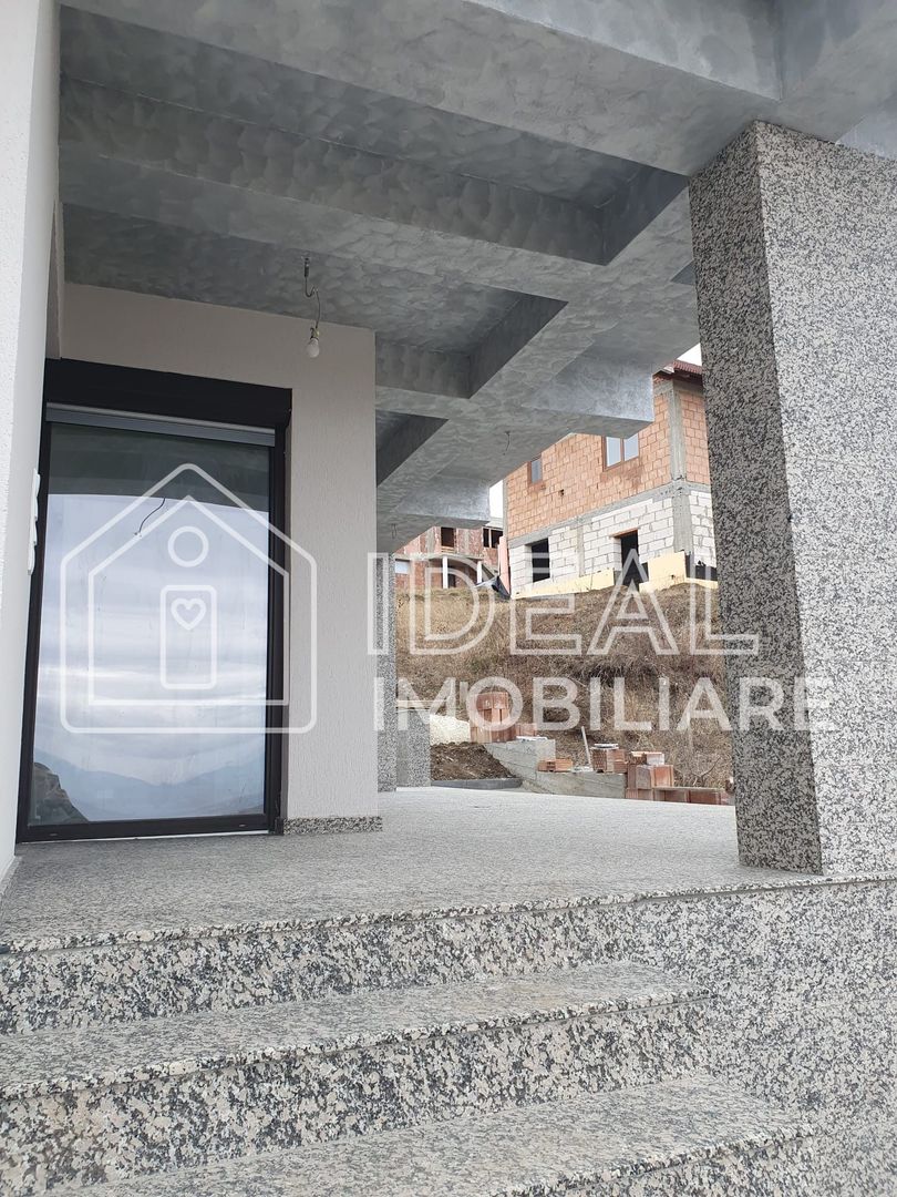 Casa Individuala Moderna cu 4 camere  si garaj, in Sura Mare - Poză 20