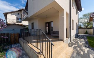 Vila in Tunari cu garaj si spatii de depozitare - Poză 27