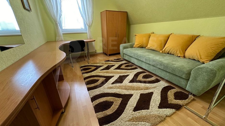Chirie, apartament 4 camere, strada Codrul Cosminului, Centru - Poză 6