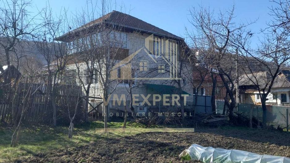 CASA 4 CAMERE TEREN 800 MP CAPUL PISCULUI COMUNA GODENI JUD. ARGES - Poză 6