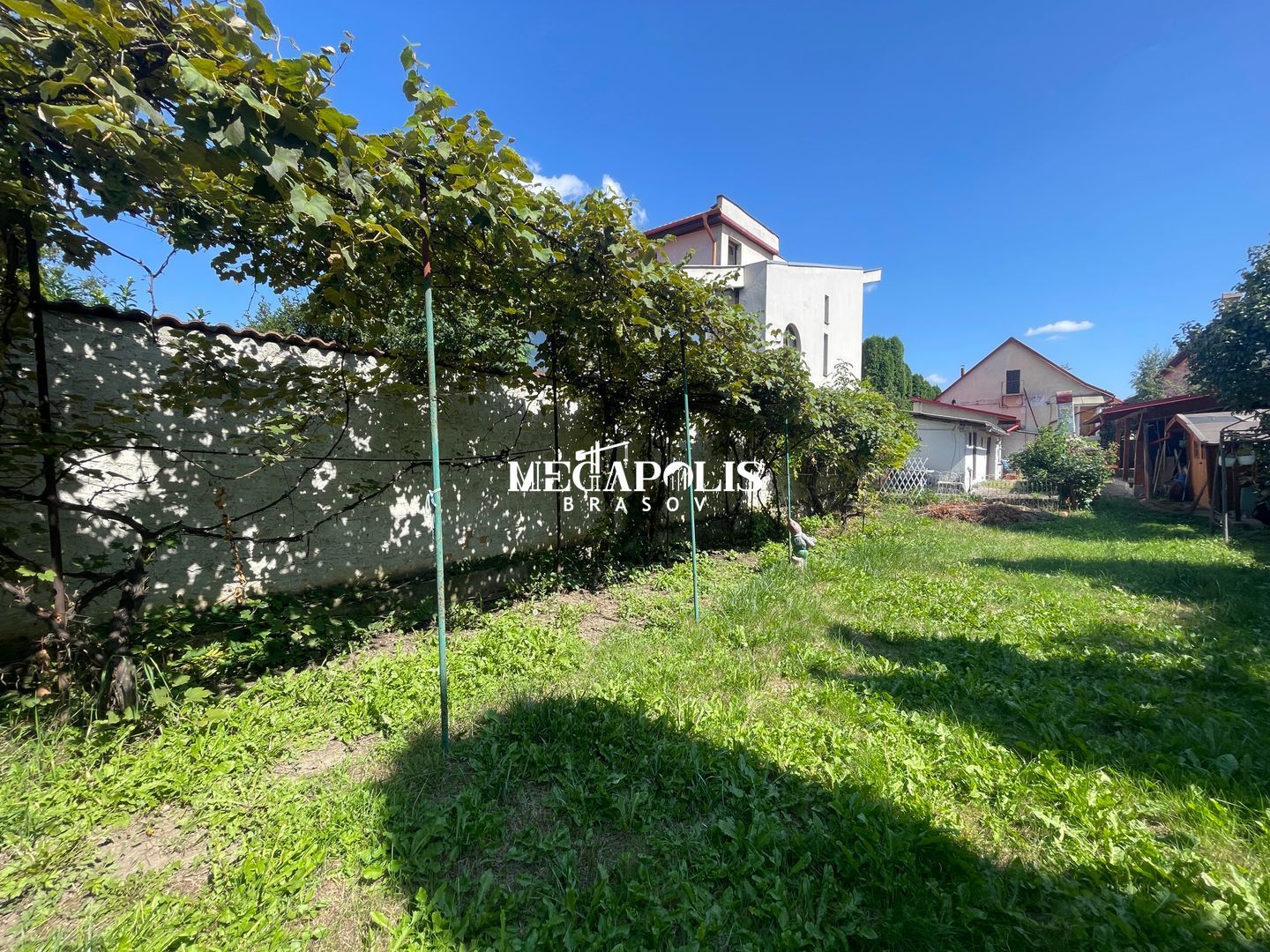 2 Case intr-o Curte/Zona Ultracentrala/Pretabil activitati Comerciale - Poză 3