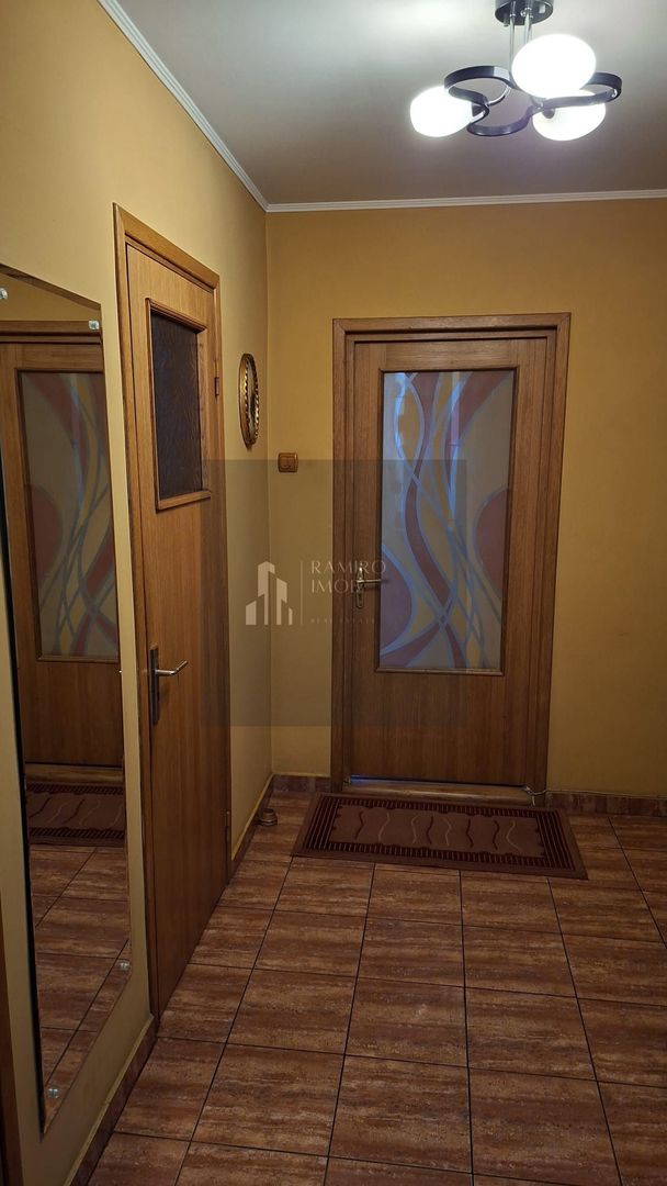 Apartament 4 camere decomandat Titan - Poză 2