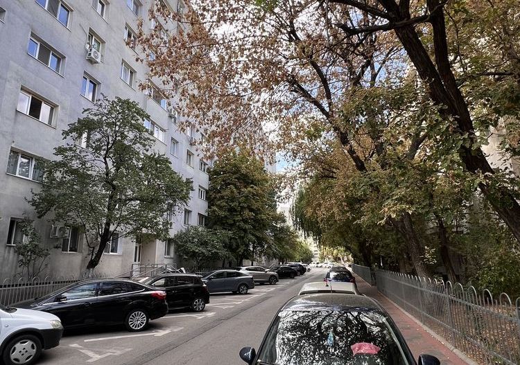 Vanzare apartament 3 camere, 2 bai, bloc 1983, Titan-Fizicienilor - Poză 8