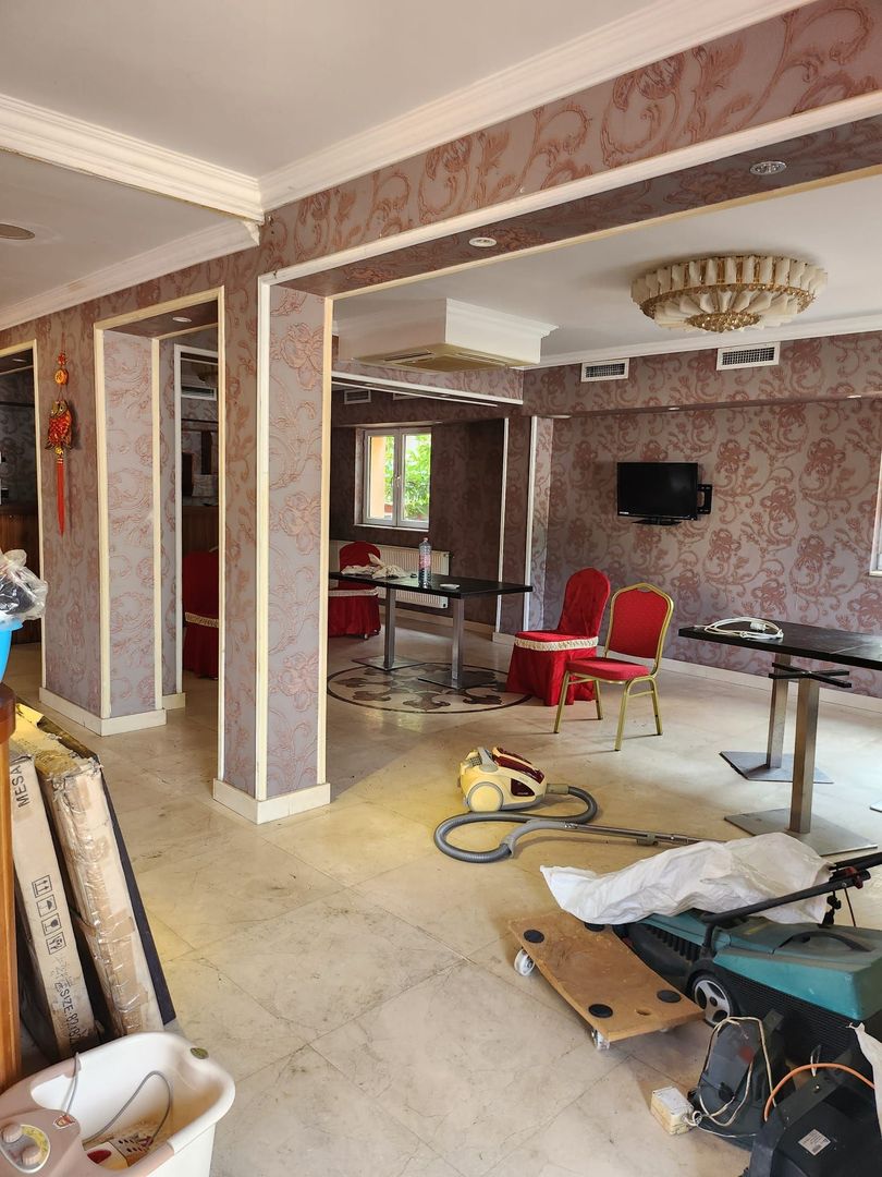 PIPERA/VOLUNTARI  Vilă 3 Nivele Curte & Locuri de Parcare - Gata de Rebranding! - Poză 2