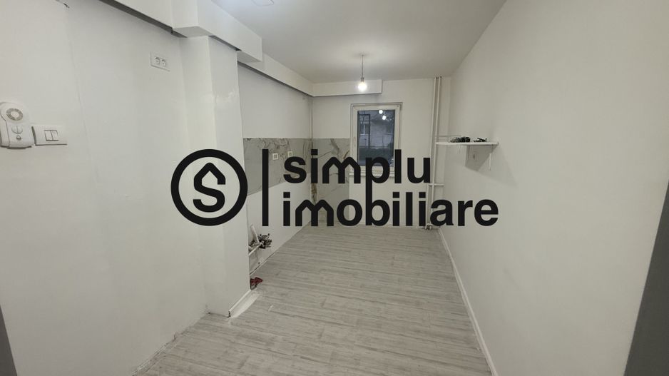 4 decomandate, parter, bilateral, Valea Rosie - 130 000 Euro - Poză 12