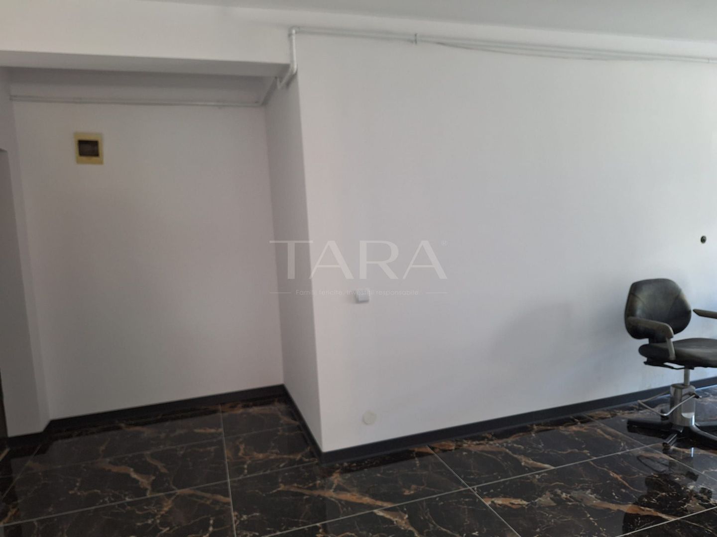 Apartament cu 1 cameră, 41 mp, parter înalt, zona Panemar, Florești. - Poză 4