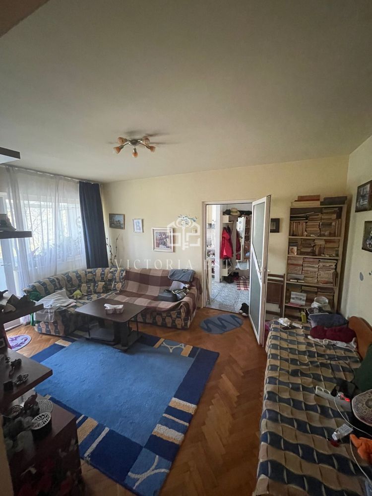 Vanzare Apartamnet 2 camere - Poză 1