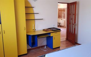 Casă de închiriat, 3 camere, cu terasă și garaj, Partoș - Poză 16