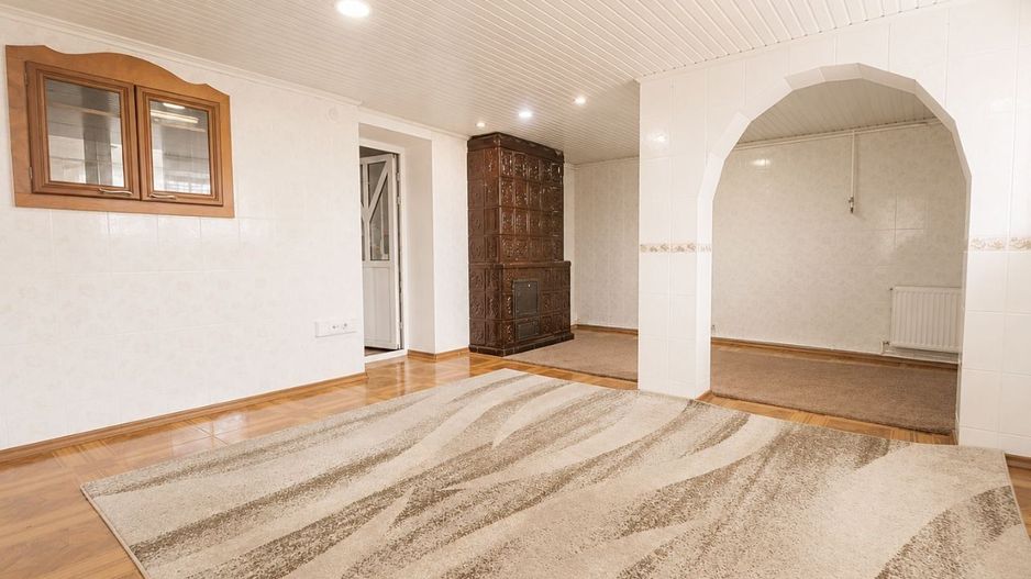 Casă 210 m² cu 5 dormitoare și teren 10 ari – Euroreparație | Drochia, str. Grigore Ureche - Poză 51