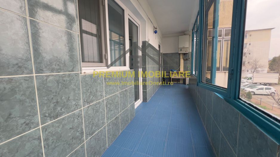 Apartament 3 camere etaj 1 de vanzare - Poză 12