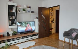 Apartament 2 camere decomandate 53 mp zona Eroilor - Poză 2