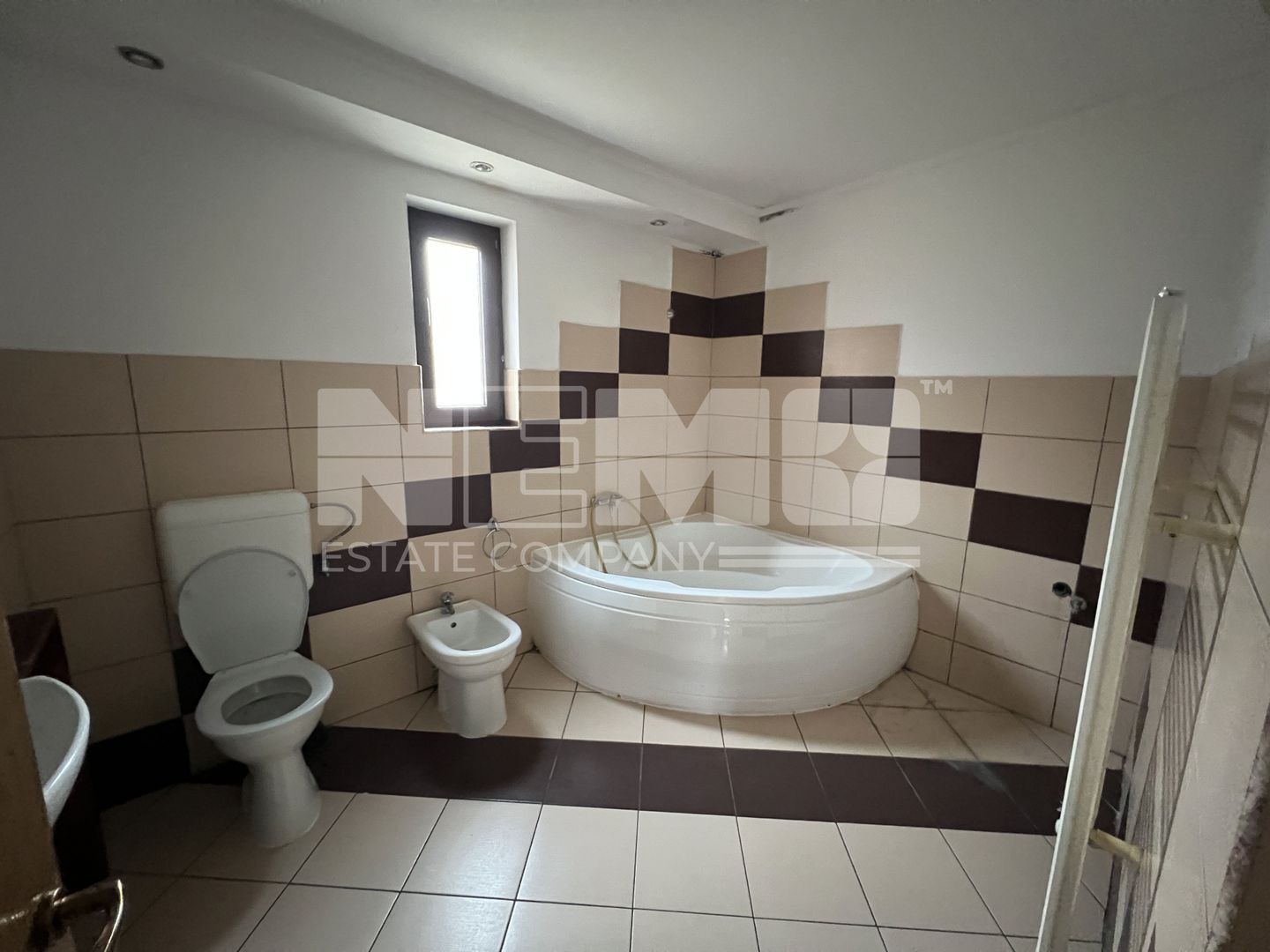 Vila 200Mp Utili | Calea Bucovinei | 16 Ari - Poză 14