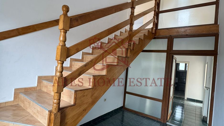 Casă 7 camere de vânzare/închiriere Izvin + anexă 90 mp- Comision 0 - Poză 15