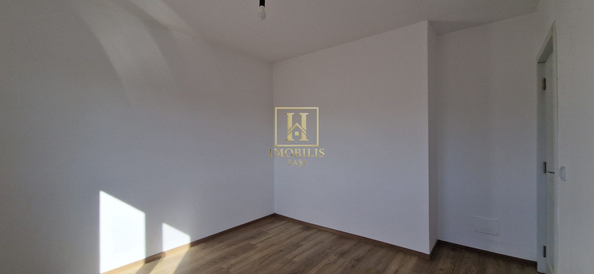 Apartament 2 camere D 48 mp+ loc de parcare Lunca Cetatuii 89000 euro - Poză 4