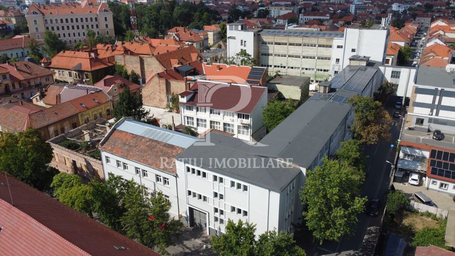 Prime Inner-City Redevelopment Asset | Oradea | 6,700 sqm - Poză 4