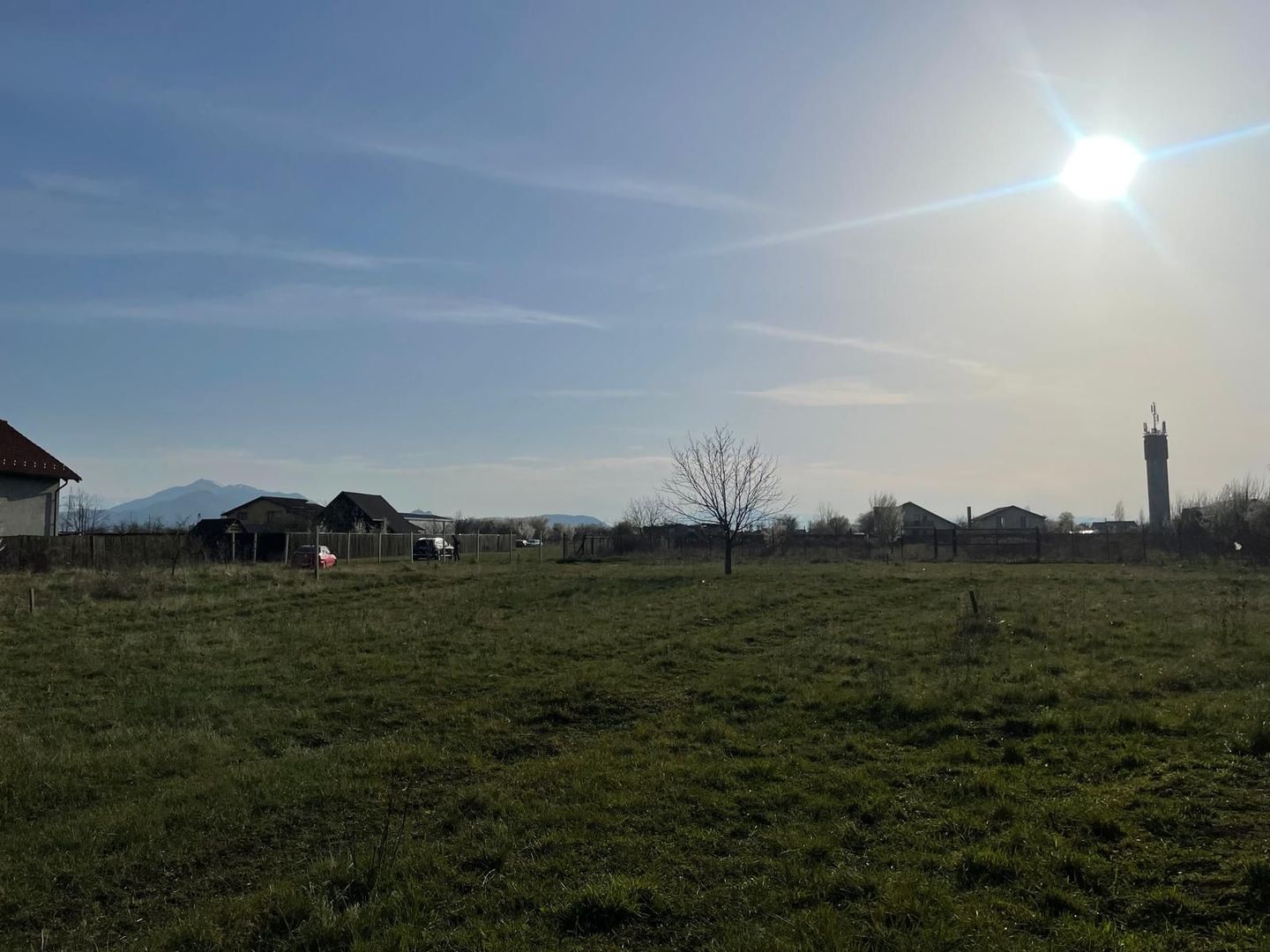 Teren intravilan de vanzare - Harman - 1000 mp - Poză 2