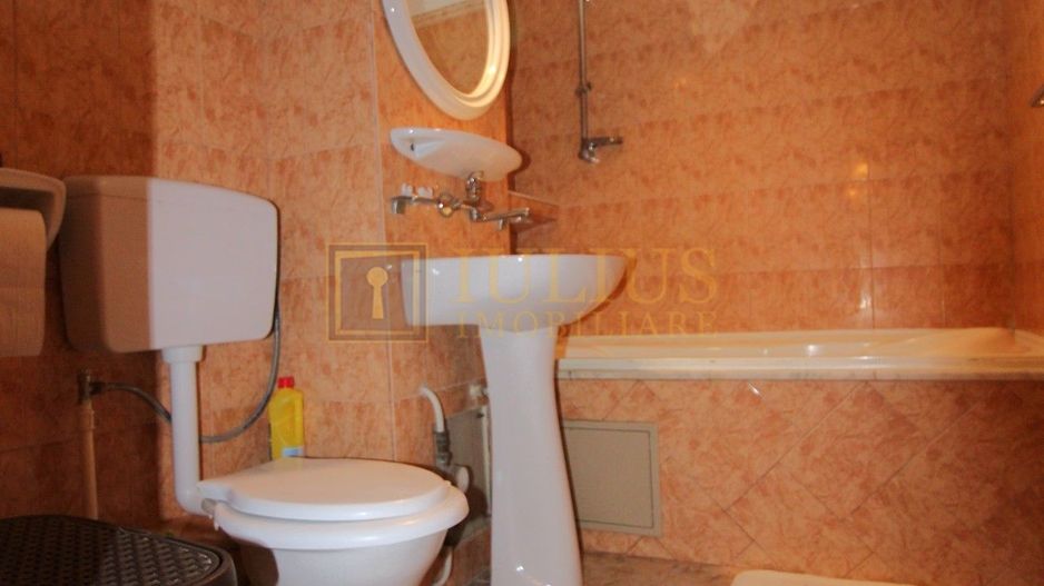 3 camere, centrala proprie, boxa la subsol - Poză 15