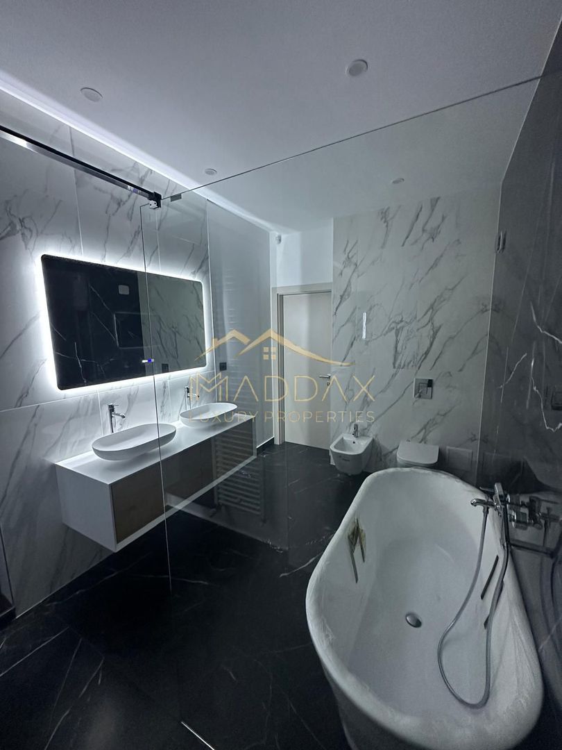 Vila Lux 7 camere de inchiriat***465mp***Erou Iancu Nicolae - Poză 25